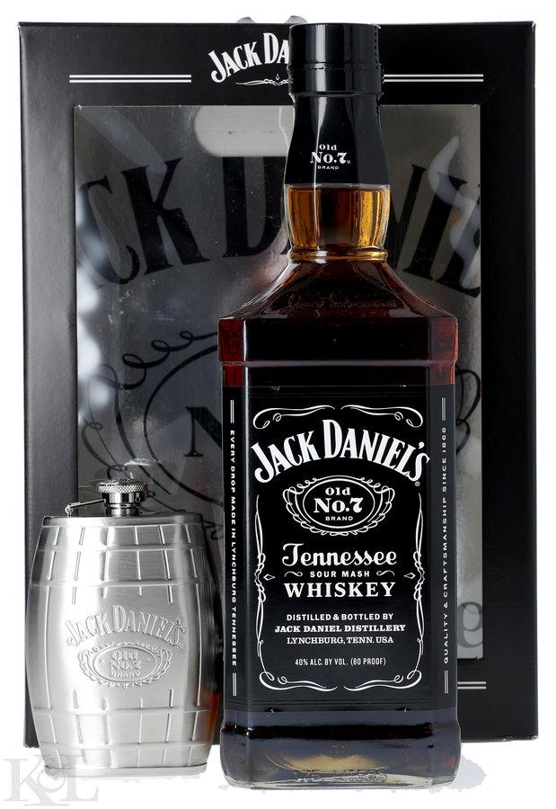Jack Daniel's "Old No. 7 Gift Set" Tennessee Straight Whiskey (1.75L)