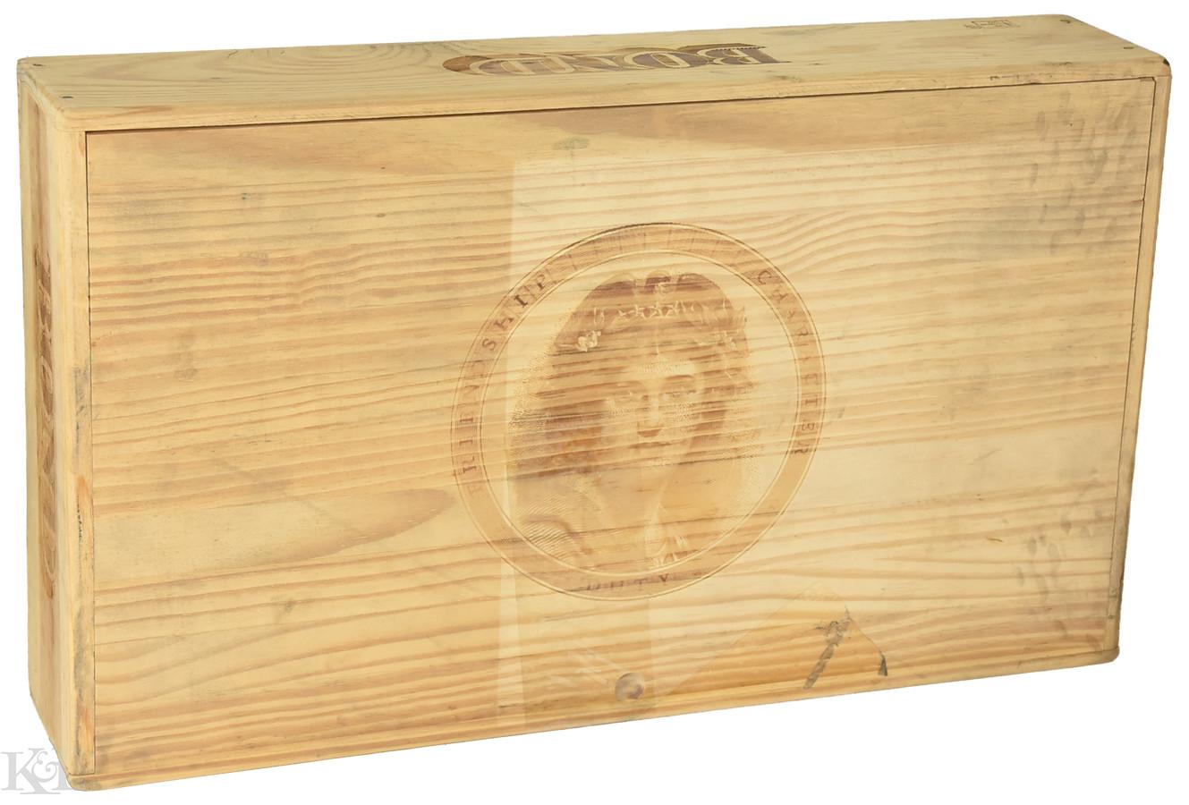 2007 Bond Napa Valley Bordeaux Blend Horizontal Tasting Lot (OWC) — "Melbury," "Pluribus," "Quella," "St. Eden" & "Vecina"